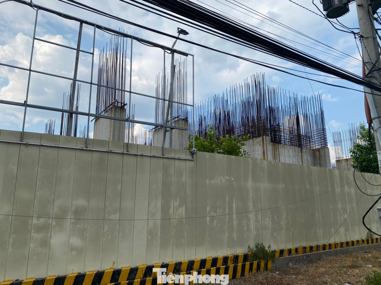 Dự án Khu đô thị An Phú - An Khánh đã tạm ngưng thi công từ lâu.