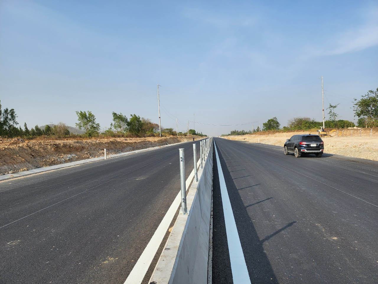 Bộ Giao thông Vận tải quyết định tổ chức khánh thành dự án cao tốc Bắc Nam, đoạn Vĩnh Hảo - Phan Thiết vào ngày 19/5. Bộ Giao thông Vận tải quyết định tổ chức khánh thành dự án cao tốc Bắc Nam, đoạn Vĩnh Hảo - Phan Thiết vào ngày 19/5.