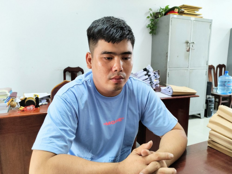 Đối tượng Phan Anh Tuấn tại cơ quan Công an. Đối tượng Phan Anh Tuấn tại cơ quan Công an.