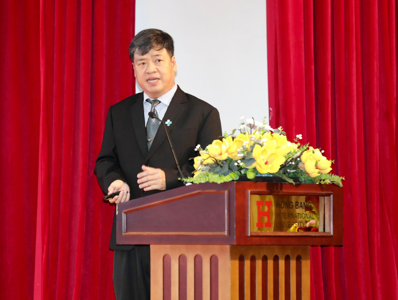 TS. BS Nguyễn Tuấn, Giám đốc Bệnh viện Đa khoa Quốc tế Hoàn Mỹ.