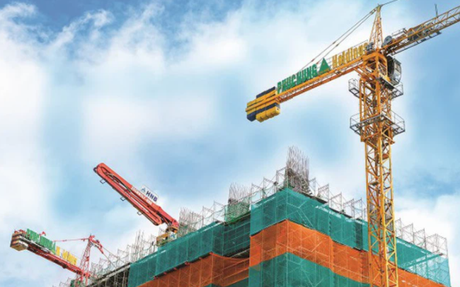 Công ty TNHH Xây dựng Phục Hưng hoạt động xoay quanh 3 mảng kinh doanh chính gồm xây dựng dân dụng và công nghiệp, bất động sản và thủy điện và năng lượng tái tạo.