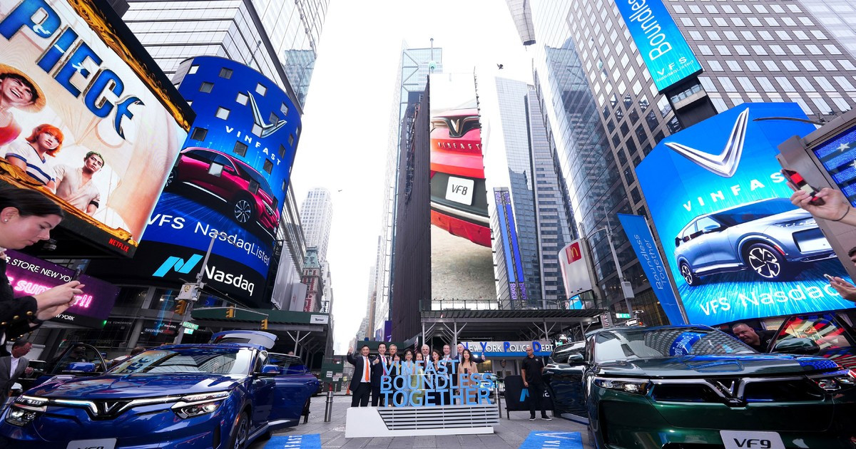 Cổ phiếu VinFast tăng mạnh. Cổ phiếu VinFast tăng mạnh.