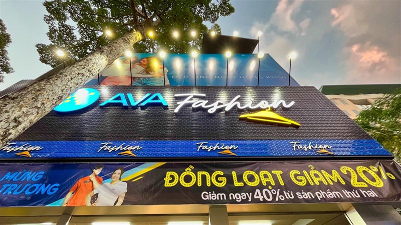 AVAFashion - chuỗi cửa hàng thời trang gia đình của Thế giới Di động cũng đóng cửa vào giữa năm 2022, chỉ sau 6 tháng khai trương. AVAFashion - chuỗi cửa hàng thời trang gia đình của Thế giới Di động cũng đóng cửa vào giữa năm 2022, chỉ sau 6 tháng khai trương.