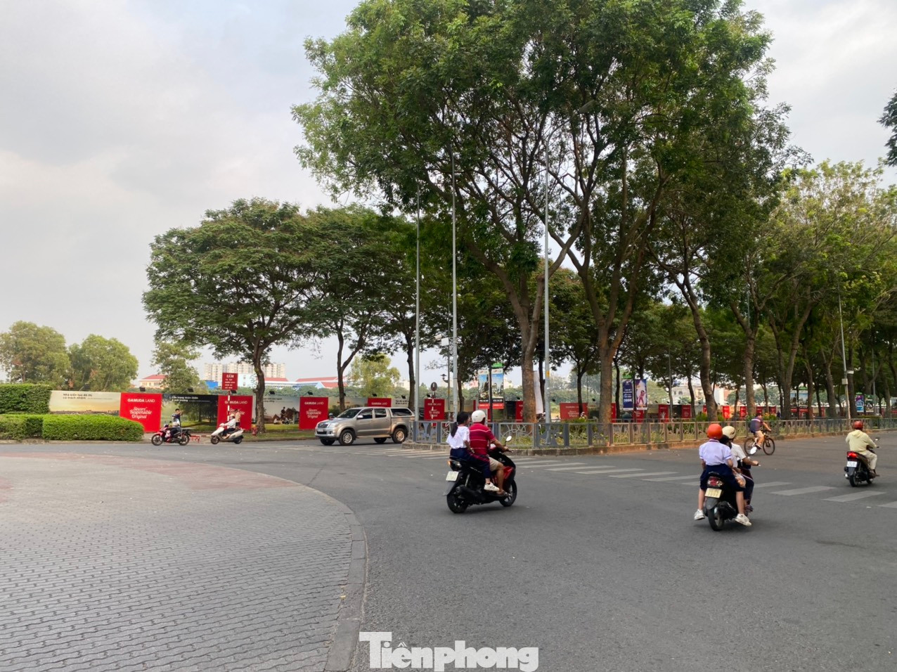 Chủ đầu tư cũng mong muốn Cục thuế TPHCM xác định đã hoàn thành nghĩa vụ tài chính cho các hồ sơ thuế của công ty.