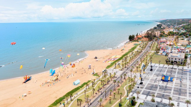 Dự án NovaWorld Phan Thiết được xây dựng trên khu đất rộng 1.000 ha tại TP Phan Thiết với vốn đầu tư là 5 tỷ USD.