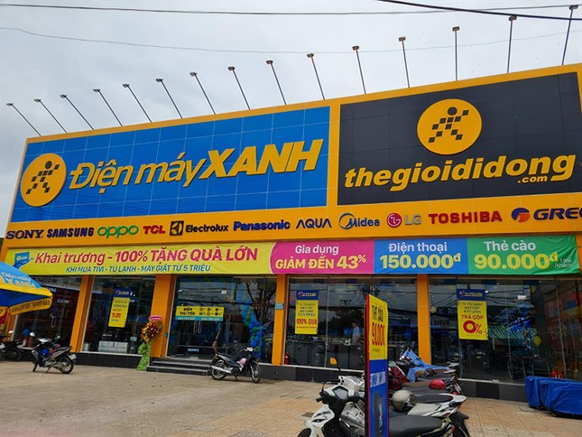 Thế giới Di động đã cắt giảm hơn 7.000 nhân viên từ tháng 9-12/2022. Thế giới Di động đã cắt giảm hơn 7.000 nhân viên từ tháng 9-12/2022.