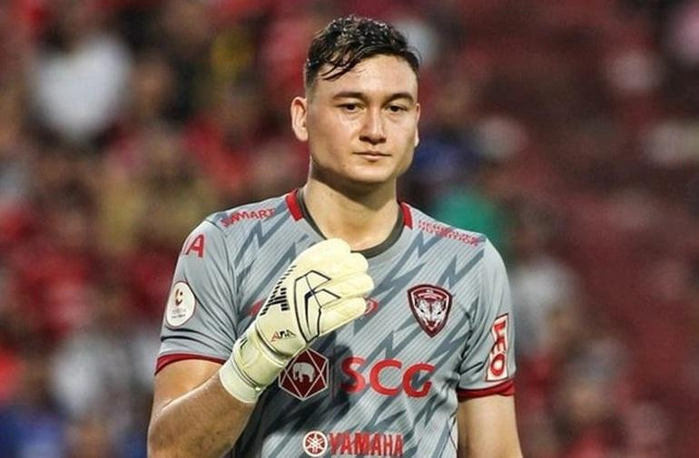 Đặng Văn Lâm từng gia nhập Muangthong United từ tháng 2/2019 trước khi đơn phương chấm dứt hợp đồng với CLB Thái Lan vào tháng 1/2021. Đặng Văn Lâm từng gia nhập Muangthong United từ tháng 2/2019 trước khi đơn phương chấm dứt hợp đồng với CLB Thái Lan vào tháng 1/2021.