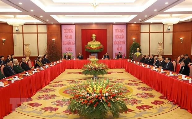 Tổng Bí thư Nguyễn Phú Trọng chúc Tết các đồng chí lãnh đạo và nguyên lãnh đạo Đảng, Nhà nước. (Ảnh: Trí Dũng/TTXVN) Tổng Bí thư Nguyễn Phú Trọng chúc Tết các đồng chí lãnh đạo và nguyên lãnh đạo Đảng, Nhà nước. (Ảnh: Trí Dũng/TTXVN)