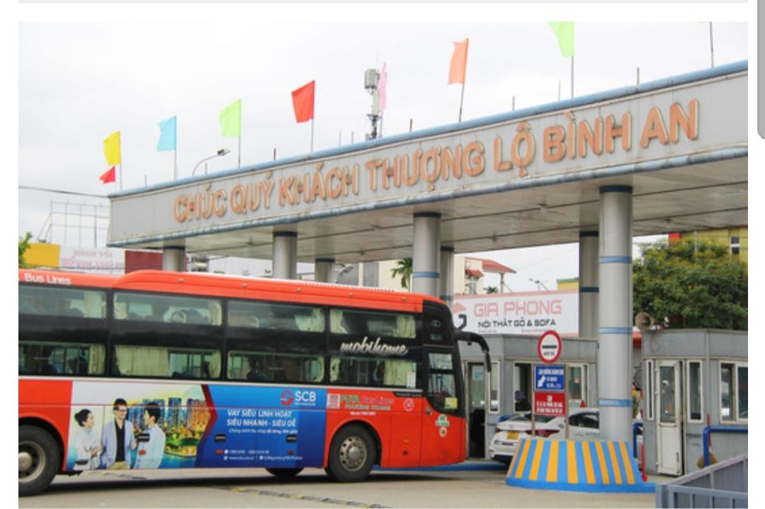 Lượng khách đến bến xe Đà Nẵng chỉ bằng 50% so với năm ngoái