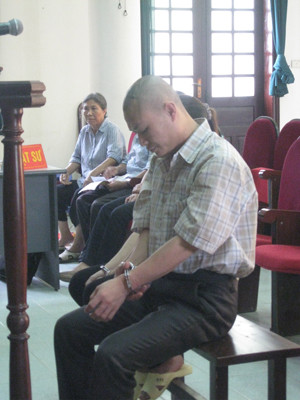 Bị cáo Hoàng trước vành móng ngựa