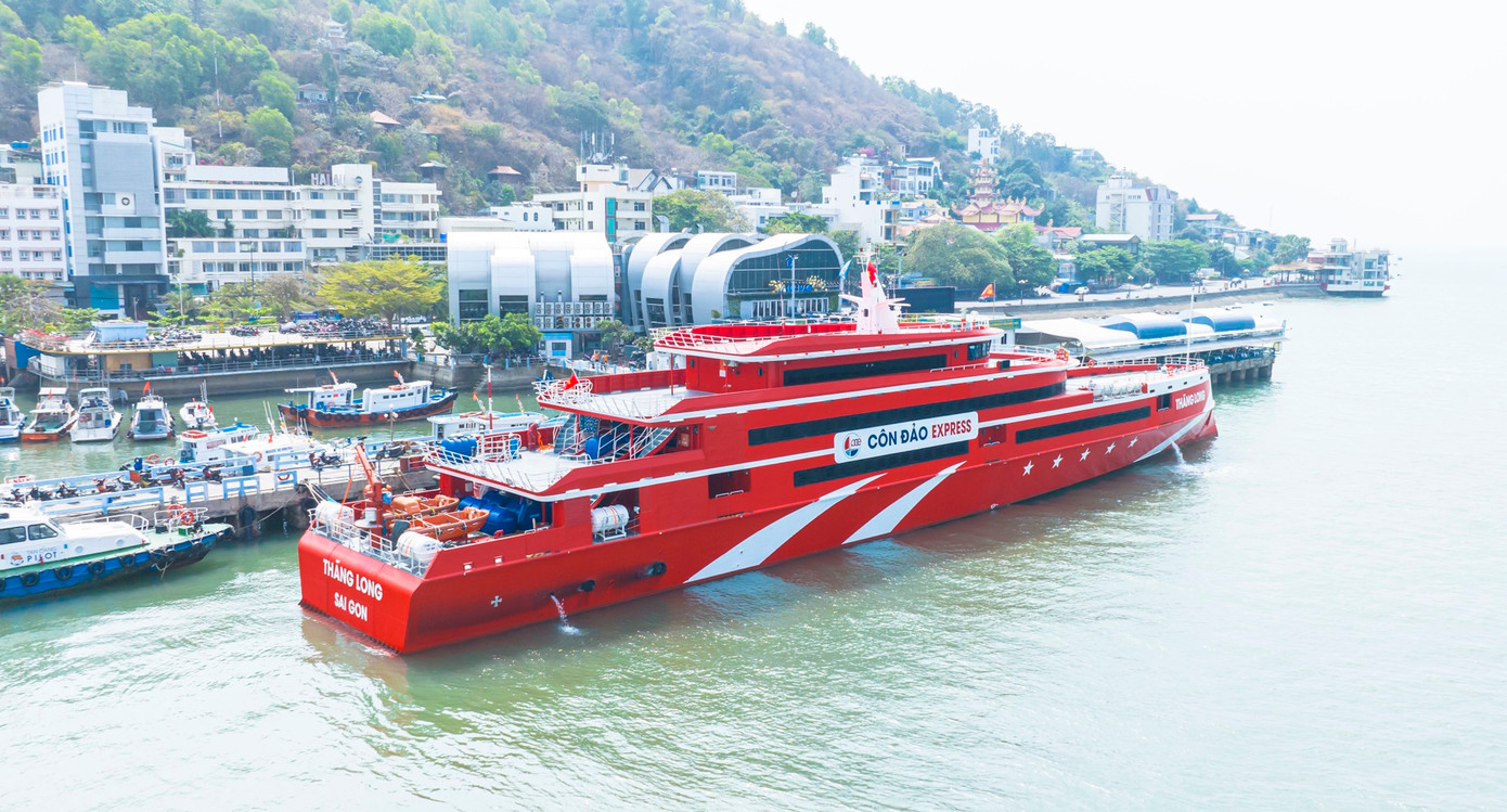 Tàu Thăng Long tại TP Vũng Tàu Tàu Thăng Long tại TP Vũng Tàu