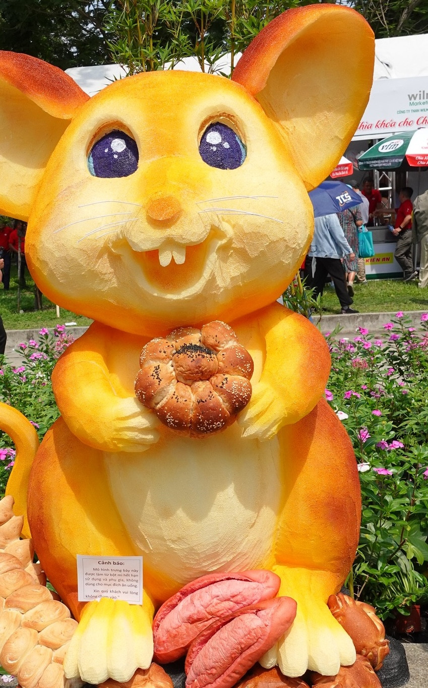 Bánh mì hình chú thỏ Bánh mì hình chú thỏ