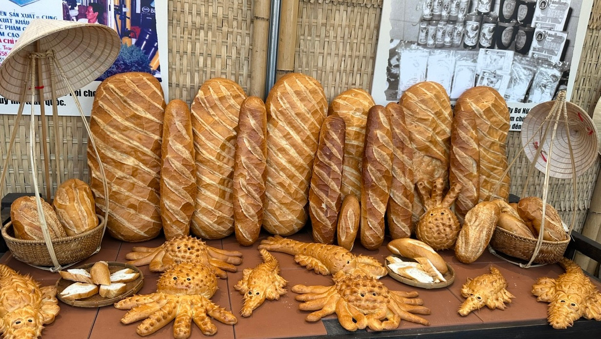 Bánh mì hình cá sấu Bánh mì hình cá sấu