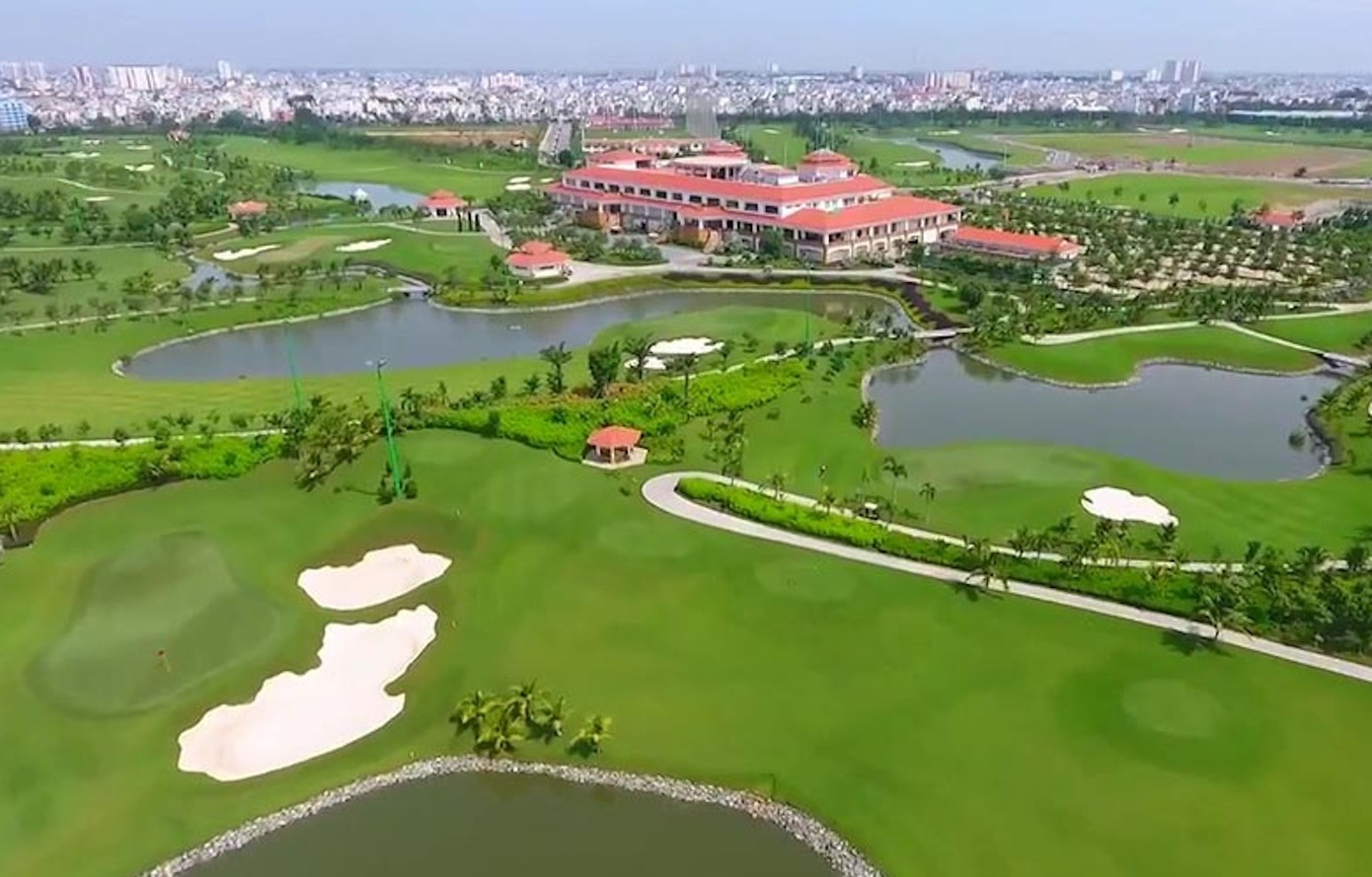 Sân golf Tân Sơn Nhất nhìn từ trên cao