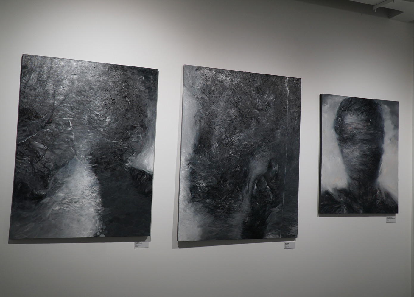 Chân dung nỗi buồn. Chân dung nỗi buồn.