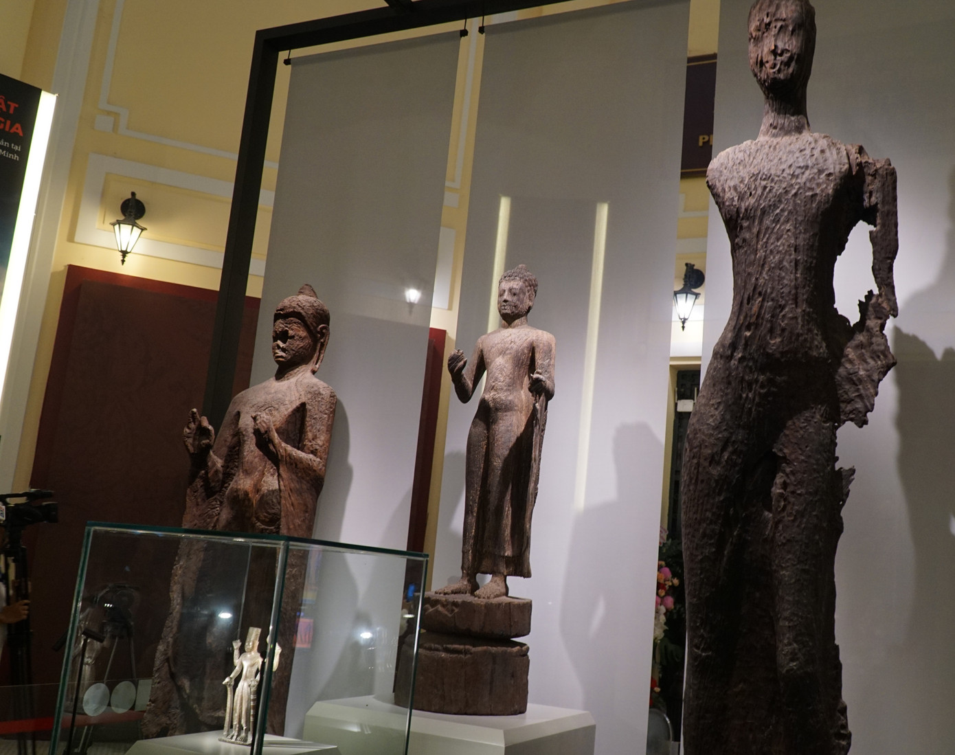 Chùm tượng Phật (Thế kỷ IV- VI văn hoá Óc Eo) Chùm tượng Phật (Thế kỷ IV- VI văn hoá Óc Eo)