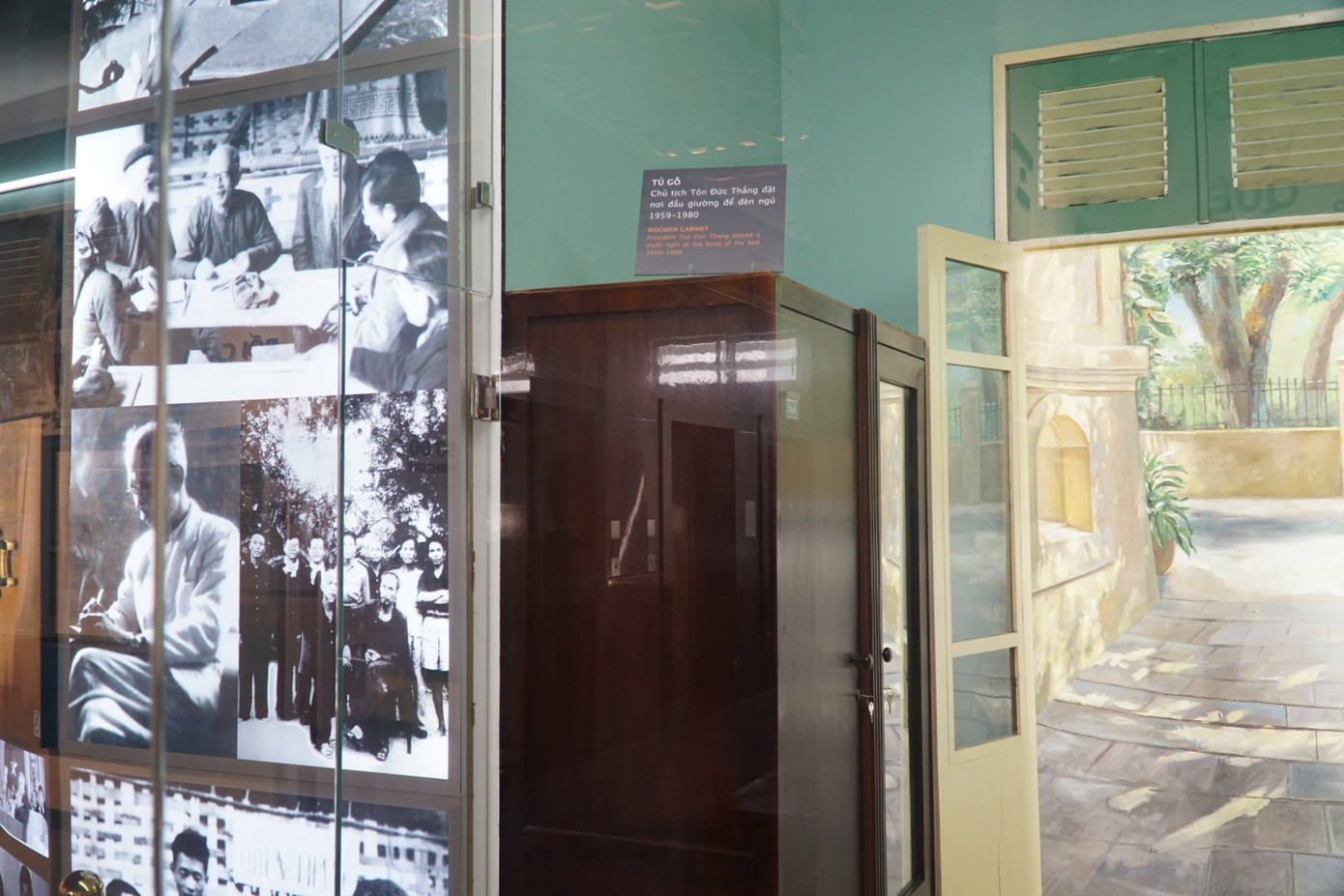 Hay chiếc tủ tư liệu Hay chiếc tủ tư liệu