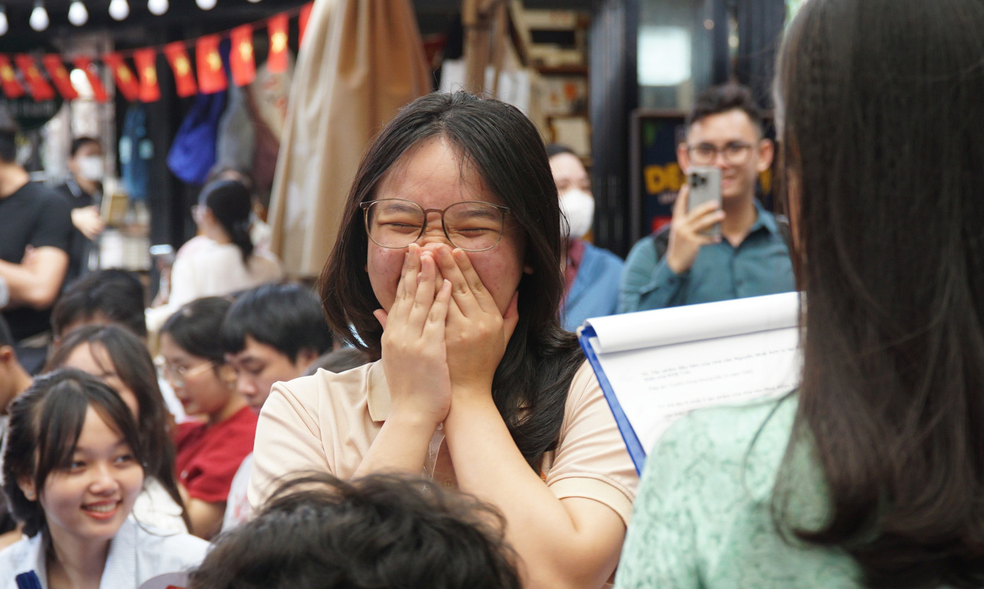 "Em vui lắm khi được tham dự giao lưu".