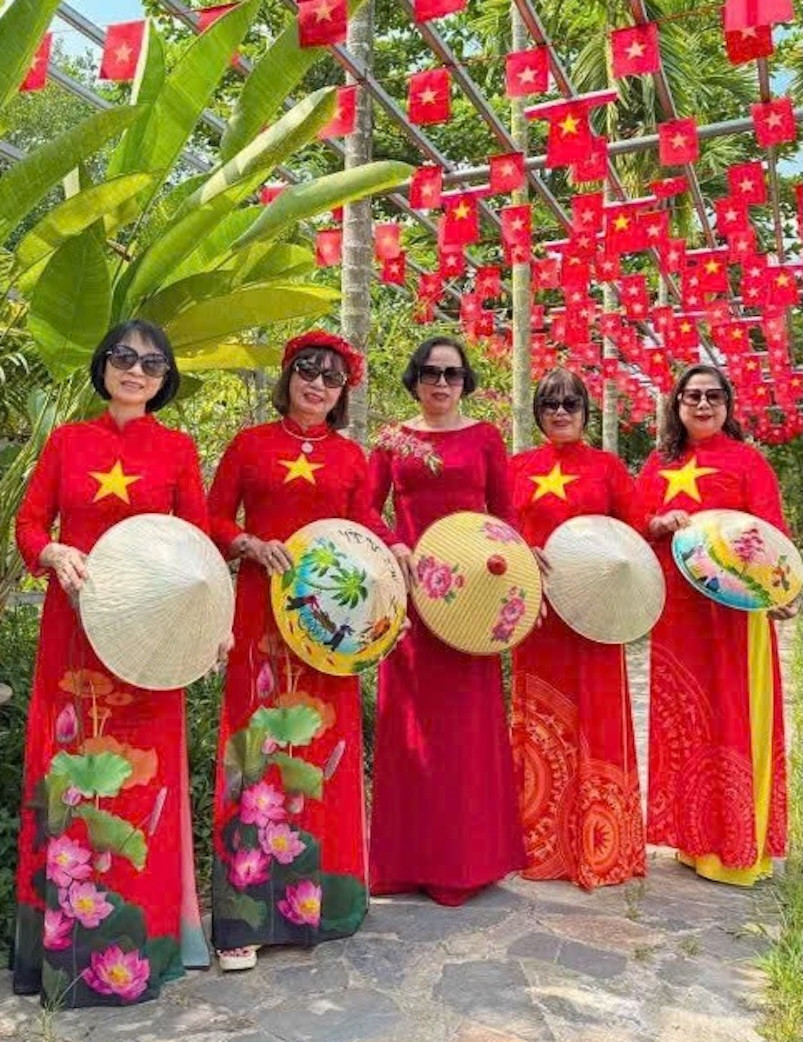 Du lịch bùng nổ với những tour mang ý nghĩa kỷ niệm 50 năm Ngày thống nhất đất nước Du lịch bùng nổ với những tour mang ý nghĩa kỷ niệm 50 năm Ngày thống nhất đất nước