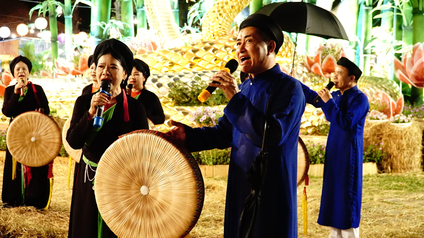 Câu Quan họ của các Liền anh- Liền chị