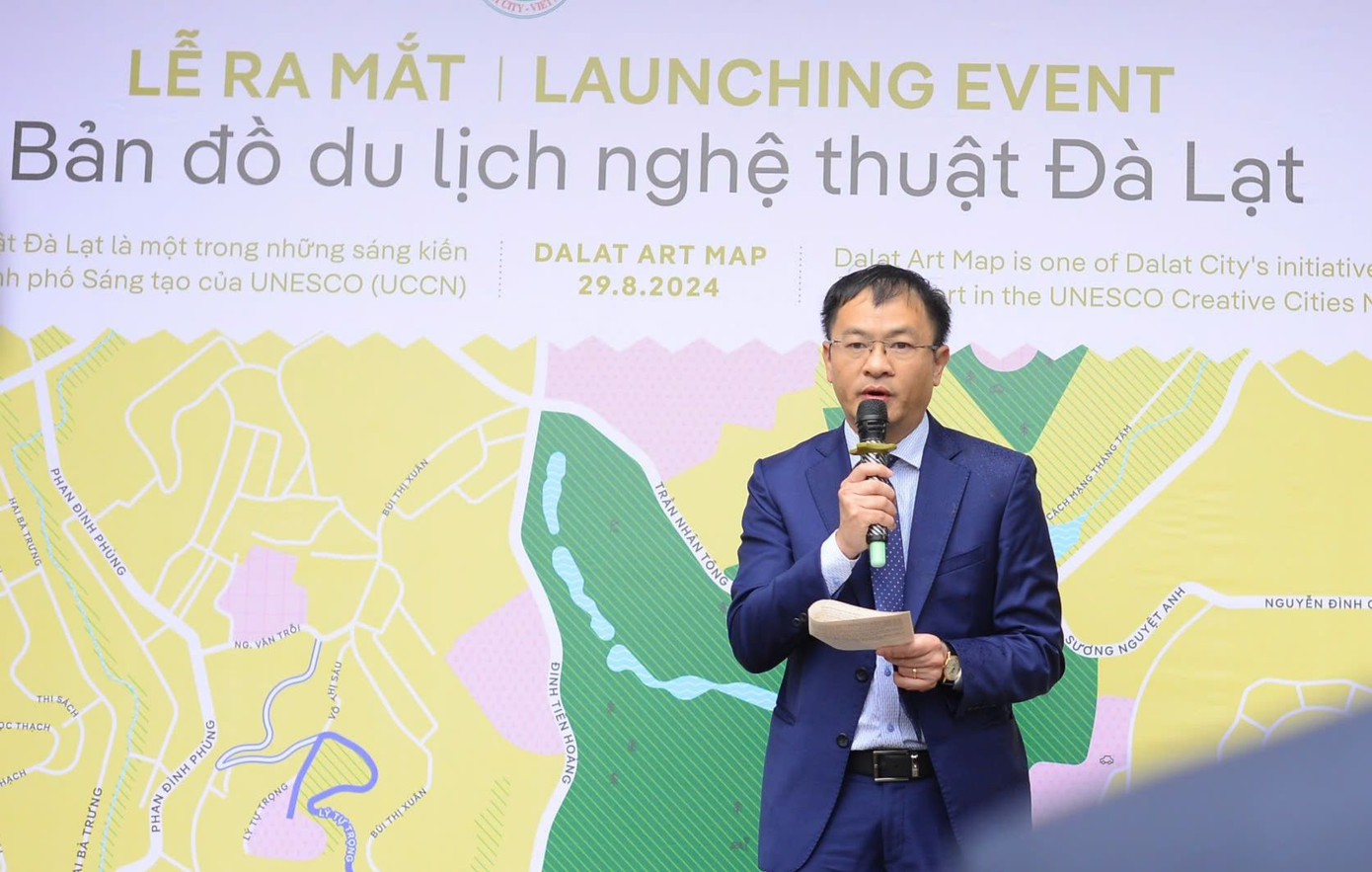 Lễ ra mắt bản đồ du lịch nghệ thuật Đà Lạt diễn ra tại ga Đà Lạt.