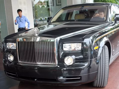 Siêu xe Rolls – Royce Phantom của ông Trần Xuân Thạch ngày mới mua về 