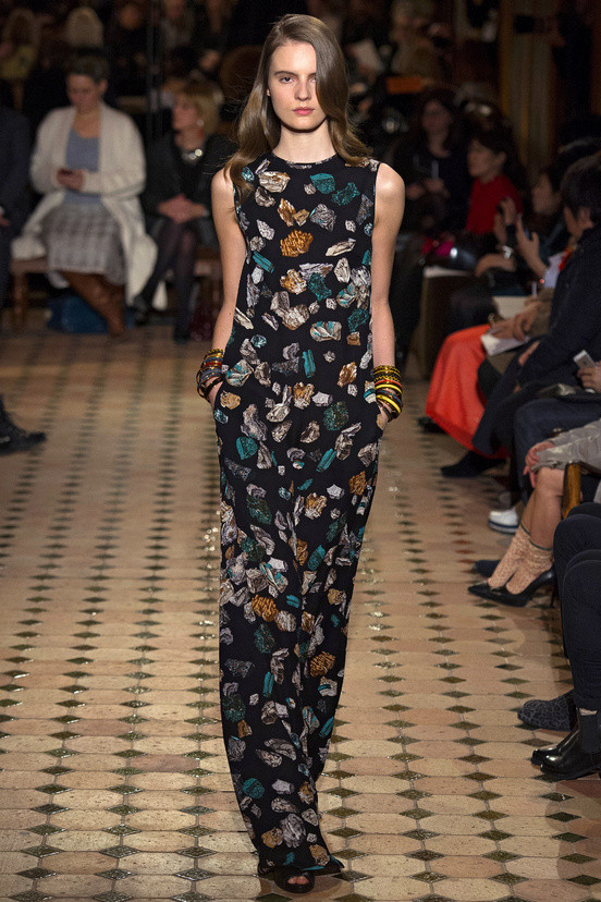 Hermès với họa tiết ngộ nghĩnh sắc màu