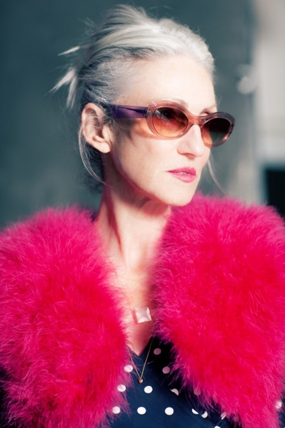 Cụ bà 70 tuổi sành điệu hơn thiếu nữ ảnh 1