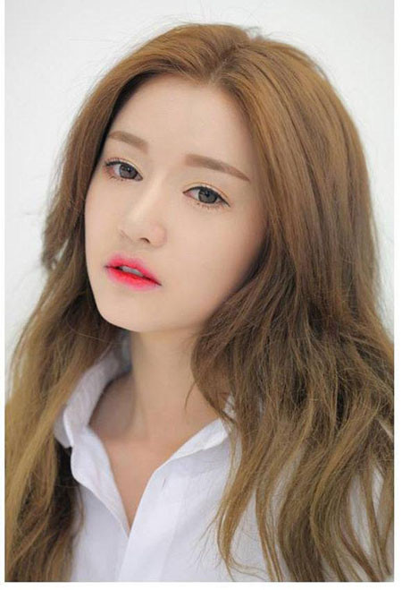 Biến hóa 3 phong cách từ 1 thỏi son ảnh 1