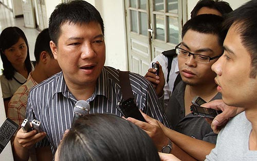 Ông Vũ Quang Huy, Phó Giám đốc VTC, khẳng định VTC bỏ thầu giá thấp hơn nhiều so với giá mà S5 đưa ra. Ảnh: Mạnh Duy