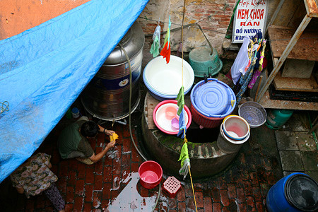 Giếng khơi chung của số nhà 38 Hàng Bông. Nay nó đã 