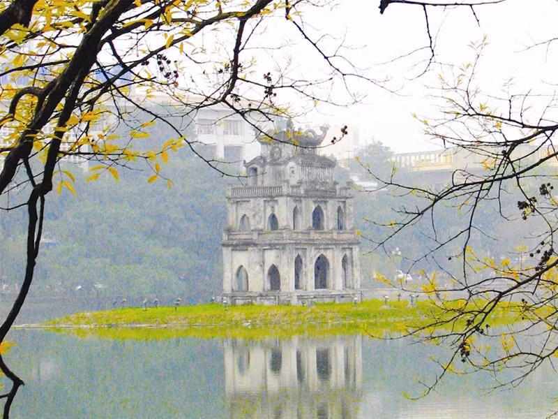 Hồ Gươm - Ảnh: www.wikiwak.com