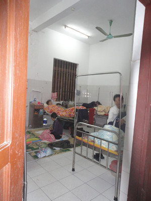 Bệnh nhân điều trị tại Viện Sức khoẻ Tâm thần Quốc gia. Ảnh: K.N 