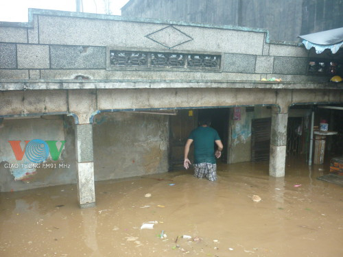 Căn nhà bị ngập sâu trong nước