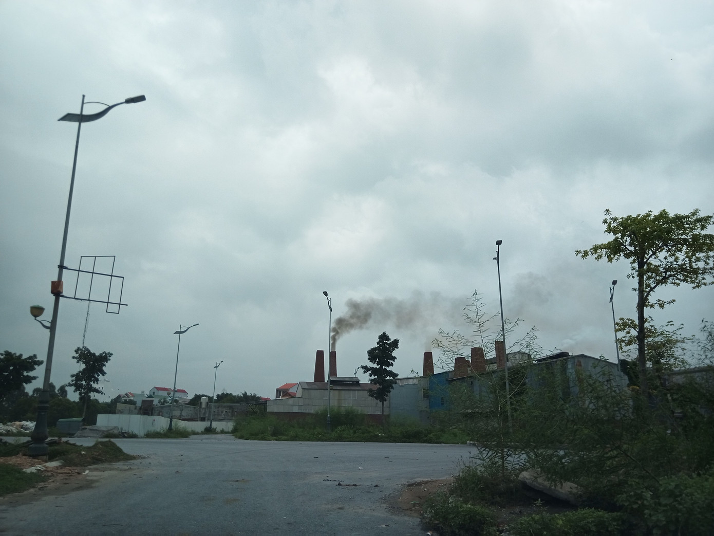 Hình ảnh tại Cụm Công nghiệp làng nghề Mẫn Xá, xã Văn Môn. Hình ảnh tại Cụm Công nghiệp làng nghề Mẫn Xá, xã Văn Môn.