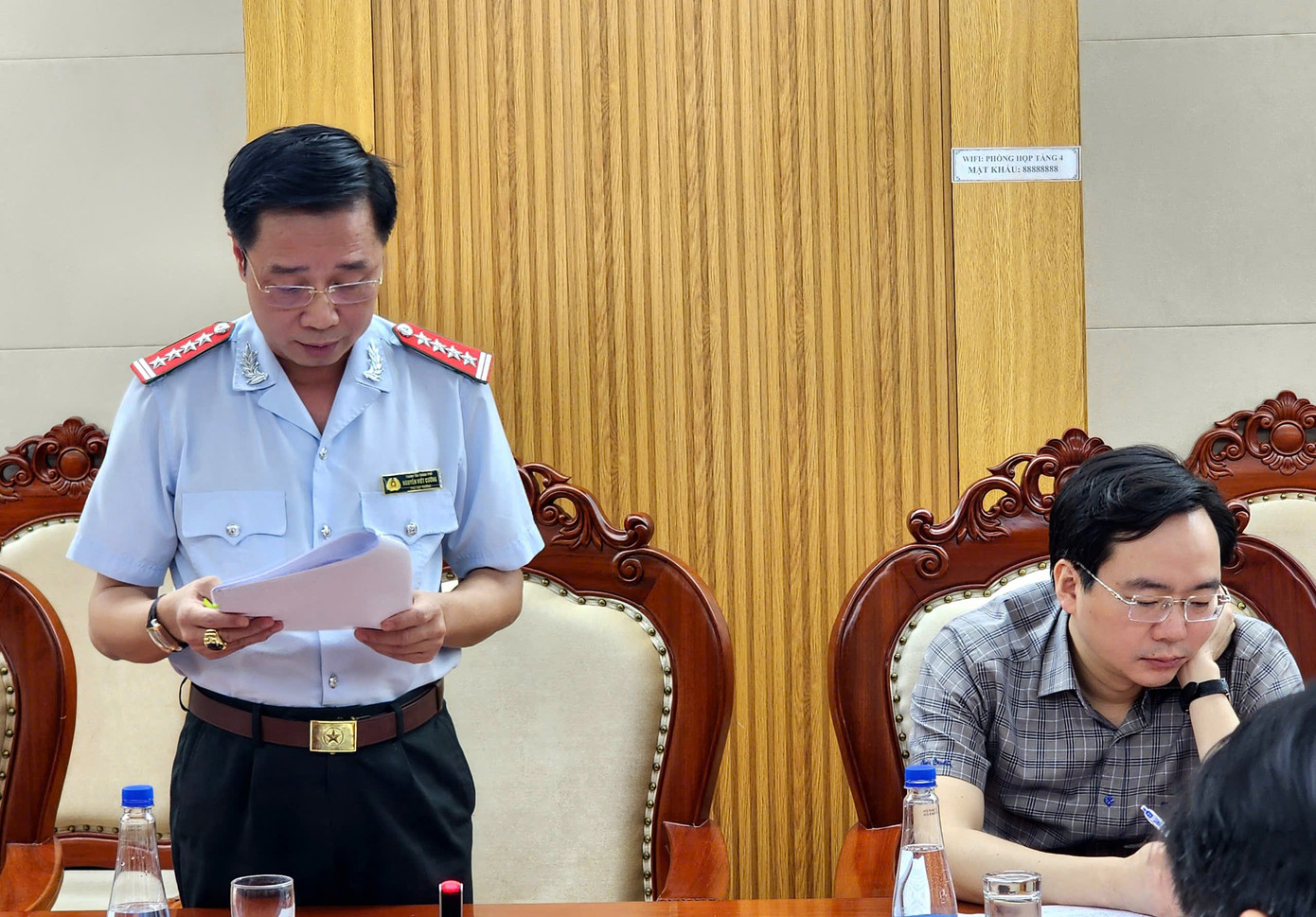 Ông Nguyễn Viết Cường, Phó Cục trưởng Cục II, Trưởng đoàn thanh tra công bố kết luận thanh tra dự án Thủy điện Hồi Xuân. Ông Nguyễn Viết Cường, Phó Cục trưởng Cục II, Trưởng đoàn thanh tra công bố kết luận thanh tra dự án Thủy điện Hồi Xuân.