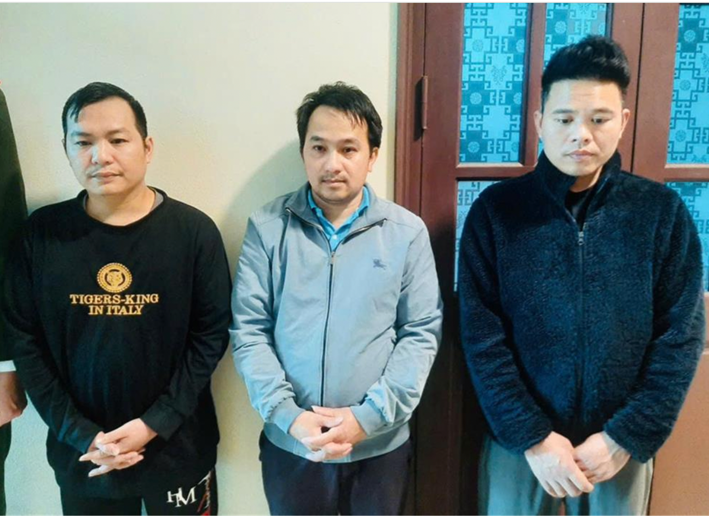 Từ trái qua phải các đối tượng Chu Anh Quân, Lê Minh Thành, Tạ Nguyên Ngọc.