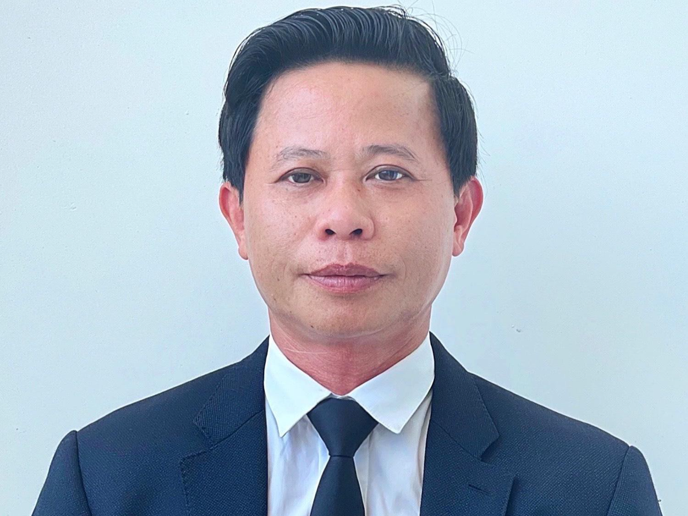 Ông Nguyễn Đàm Văn - Chủ tịch Hội Doanh nhân trẻ tỉnh Nghệ An Ông Nguyễn Đàm Văn - Chủ tịch Hội Doanh nhân trẻ tỉnh Nghệ An