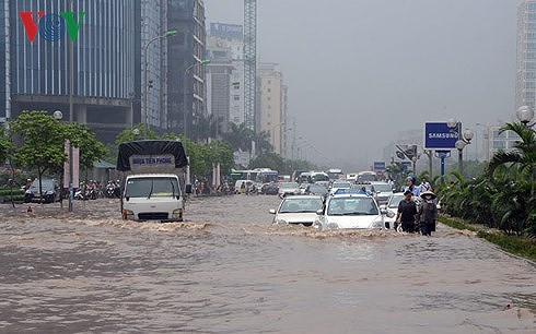 ha noi bo tay voi thuc trang ung ngap hinh 1