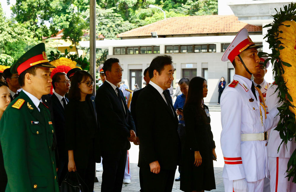 Lễ viếng Chủ tịch nước Trần Đại Quang ảnh 13