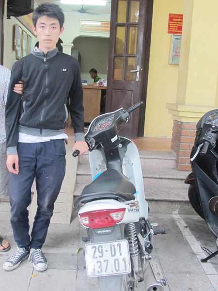 Tên cướp Phùng Quang Minh . Tên cướp Phùng Quang Minh