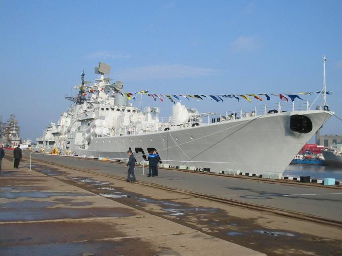  Trước khi chuyển giao cho Trung Quốc vào ngày 28 tháng 9 năm 2006