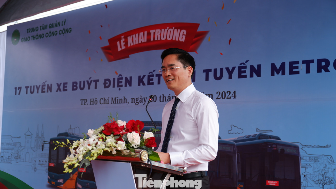 Ông Trần Quang Lâm - Giám đốc Sở GTVT TPHCM phát biểu tại lễ khai trương.