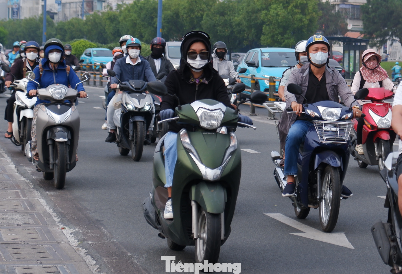 Không khí lạnh tăng cường, TPHCM tiếp tục se lạnh.