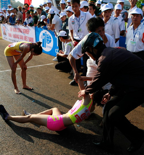 Kiệt sức khi về tới đích