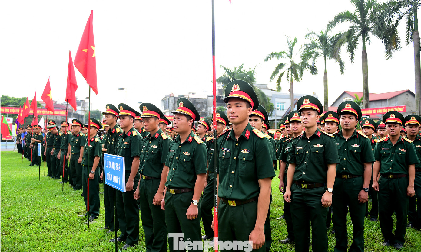 Tuổi trẻ quân đội, công an và đoàn viên thanh niên tỉnh Thái Nguyên tham gia ngày hội. Ảnh: Xuân Tùng Tuổi trẻ quân đội, công an và đoàn viên thanh niên tỉnh Thái Nguyên tham gia ngày hội. Ảnh: Xuân Tùng
