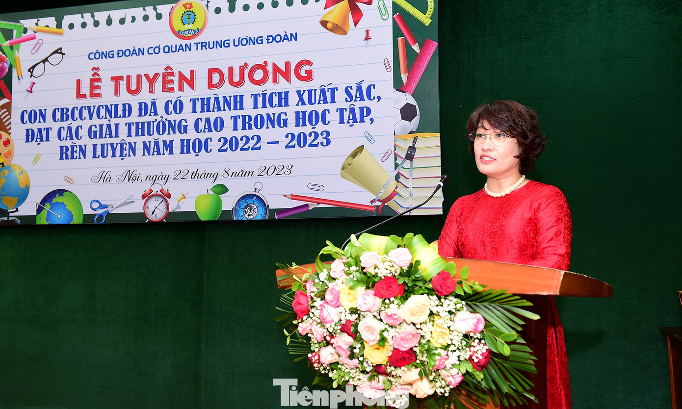 Chị Lê Hồng Hạnh phát biểu tại chương trình. Ảnh: Xuân Tùng Chị Lê Hồng Hạnh phát biểu tại chương trình. Ảnh: Xuân Tùng