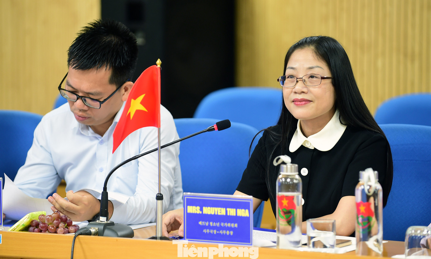 Chị Nguyễn Thị Ngà phát biểu tại buổi tiếp. Ảnh: Xuân Tùng