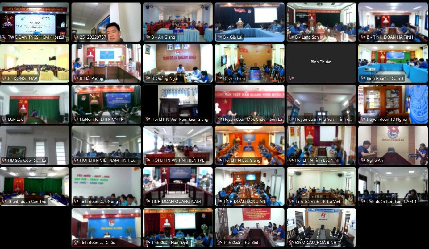 Chương trình diễn ra theo hình thức trực tiếp kết hợp trực tuyến. Ảnh: BTC