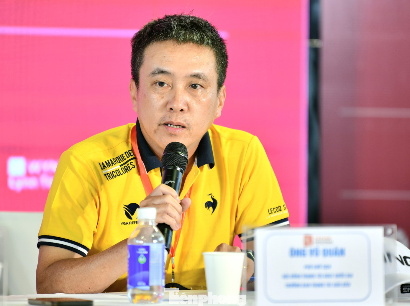 Ông Vũ Quân trao đổi tại chương trình.